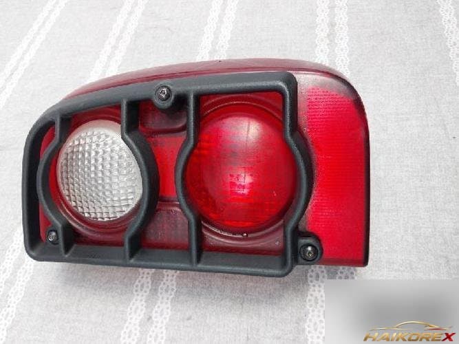 Land Rover Freelander 2004 — фонарь задний комбинированный правый