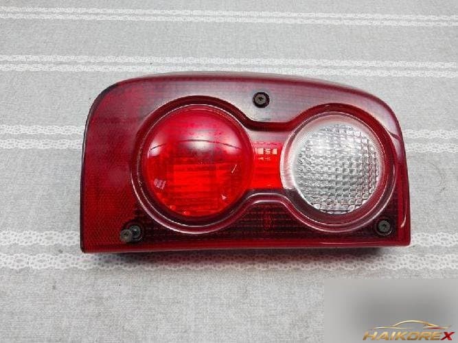 Land Rover Freelander 2005 — фонарь задний левый (комбинированный)