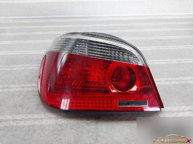 BMW 5 Series 2005 — задний фонарь левый (комбинированный) 7 165 737 1