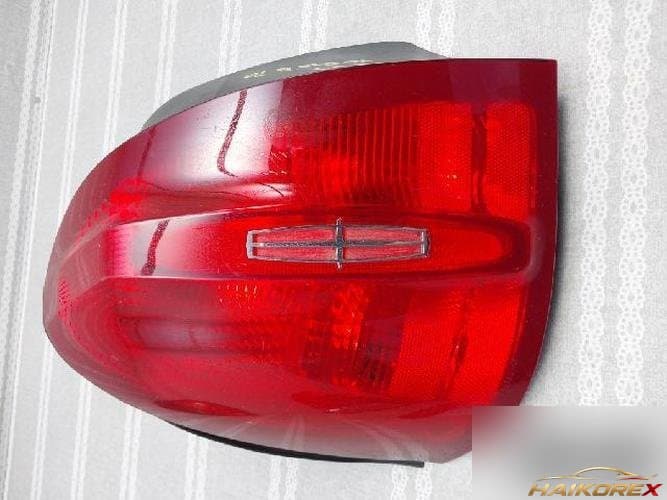 Ford Towncar 2002 — комбинированный фонарь задний левый (водительский)