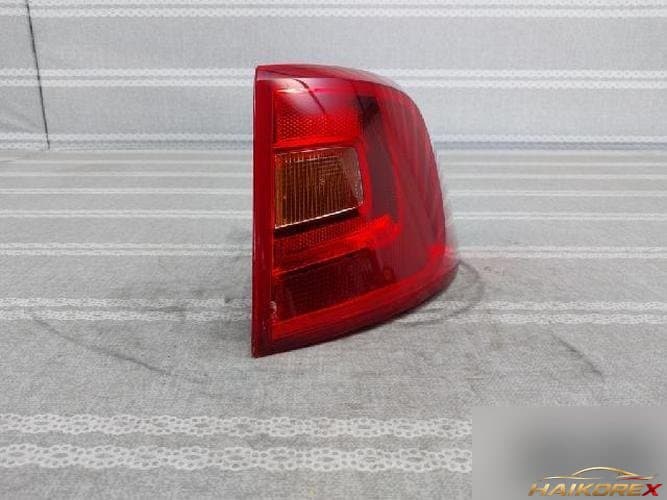 Volkswagen Jetta 2014 — комбинированный фонарь (задний) правый