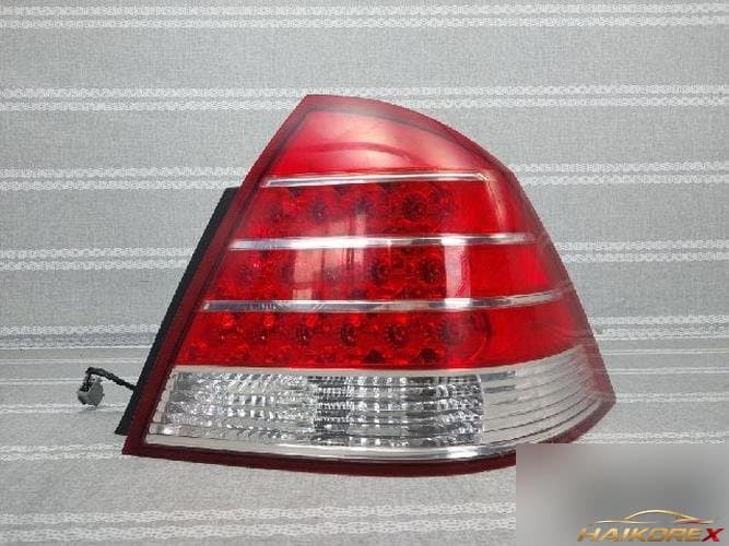 Ford Five Hundred 2006 — комбинированный фонарь задний правый