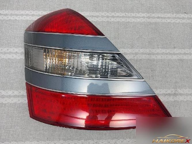 Mercedes-Benz S-Class 2007 — комбинированный задний фонарь левый (сторона водителя) A221 820 0164 6