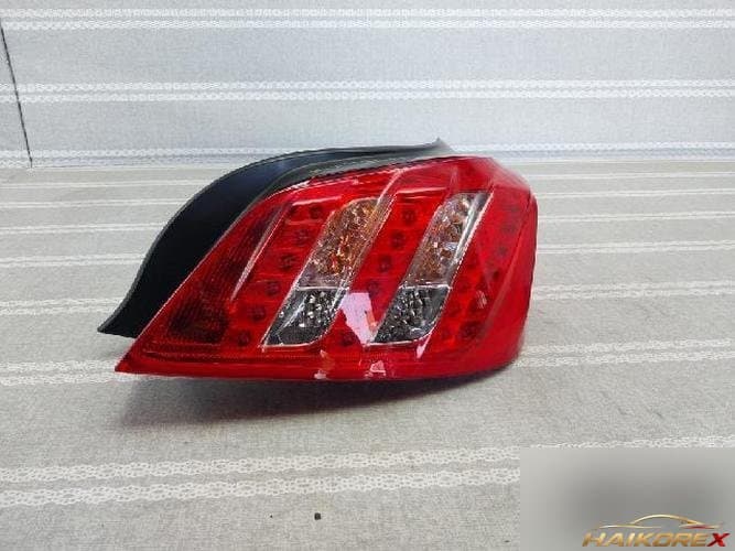 Peugeot 508 2013 — фонарь задний комбинированный правый (пассажирской стороны) 9686293680