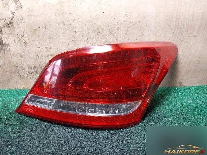 Hyundai Equus 2012 — комбинированный фонарь задний правый 92402-3N020