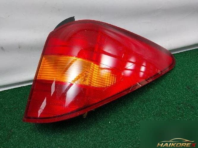 KG Mobility Rodius 2009 — комбинированный фонарь (задний свет) правый 83602-21