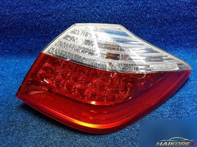 Hyundai Genesis 2012 — фонарь задний боковой правый