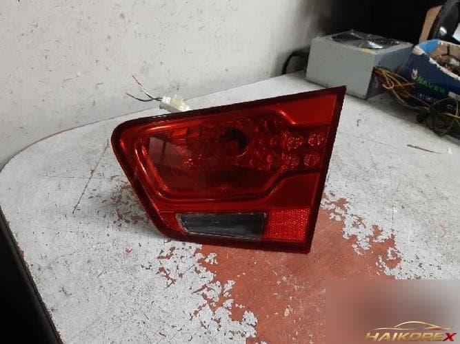 Kia Forte 2011 — фонарь задний правый внутренний 92404-1M000
