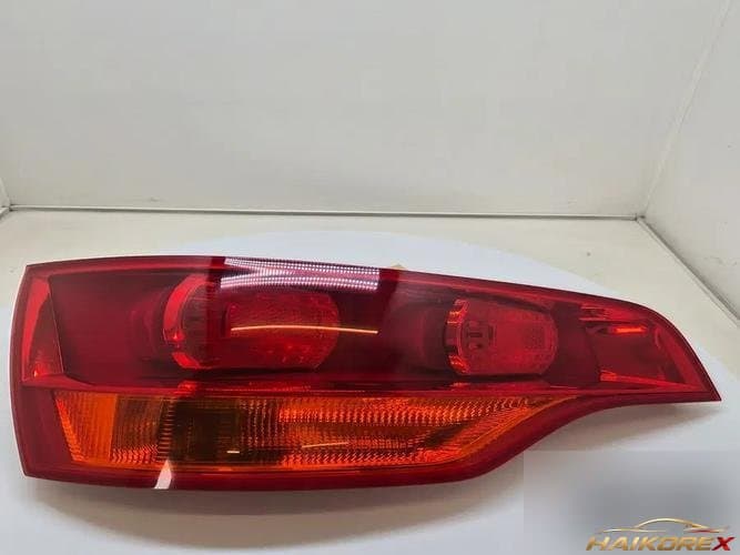 Audi Q7 2006 — фонарь задний левый внешний 4L0945093