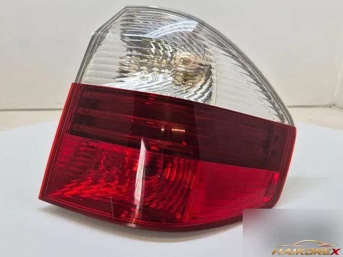 BMW X-серия 2007 — фонарь задний правый (наружный) 7162210