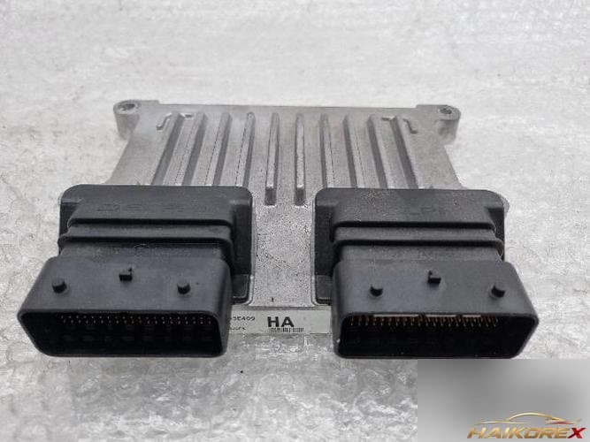 Kia Opirus 2009 — блок управления двигателем ECU 39110-3E409