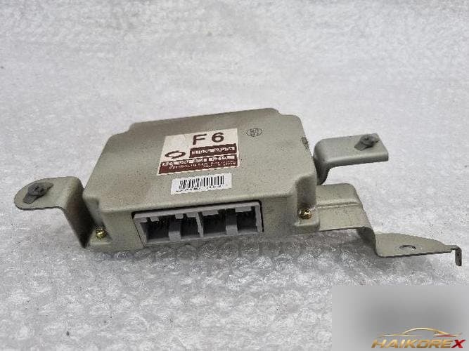 Renault SM3 2006 — блок управления коробкой TCU 31036 BA30A