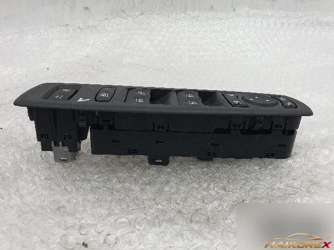 Renault SM5 2014 — выключатель стеклоподъемника 80961 1518R 3