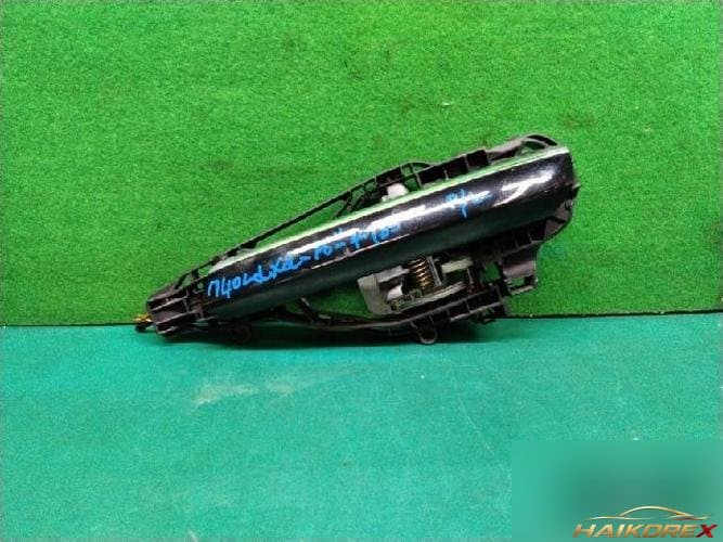 BMW 7 Series 2016 — ловушка двери 7411029
