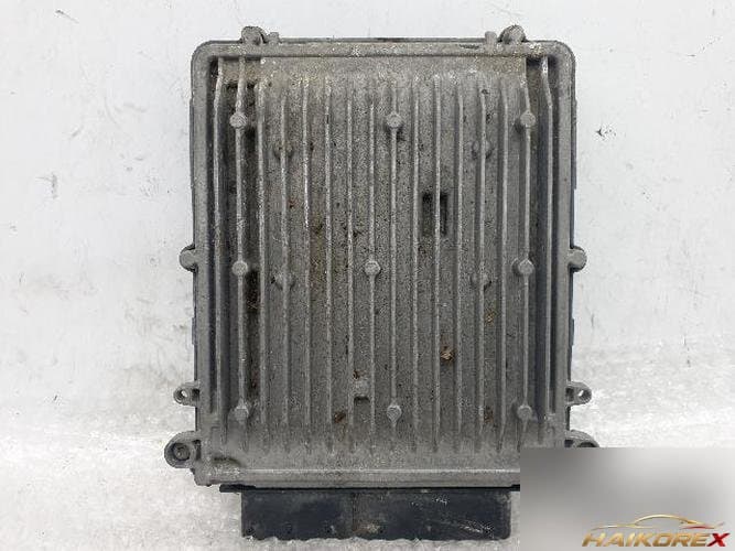Mercedes-Benz S-класс 2008 — блок управления двигателем ECU A6421500841