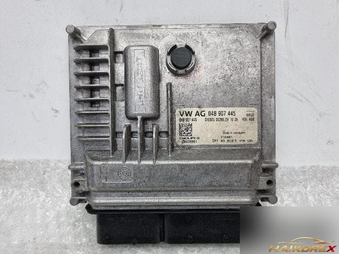 Volkswagen Polo 2016 — блок управления двигателем ECU 04B 907 445 446
