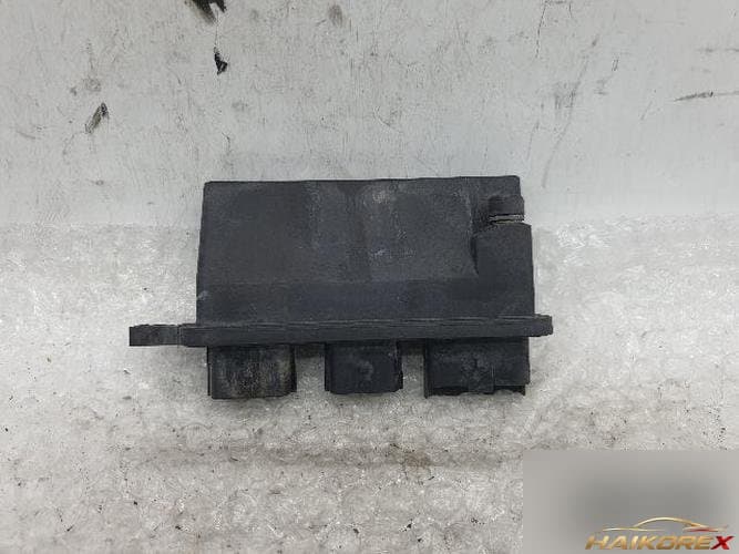 Renault SM7 2016 — блок управления BCM ETACS 260550002R